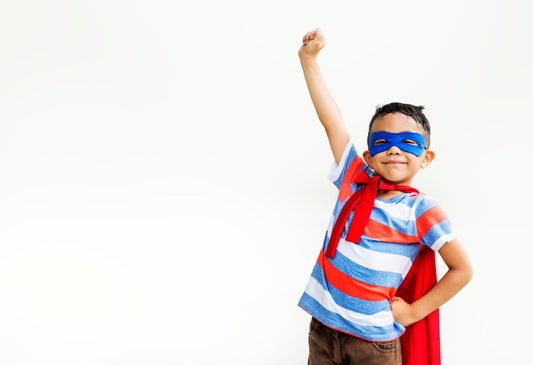 🌙 Pourquoi les enfants ont peur du noir ? Et comment les aider avec bienveillance